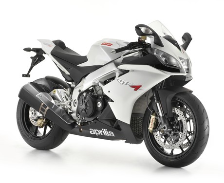 Aprilia RSV4R - Test Ride - Fotogallery - 11